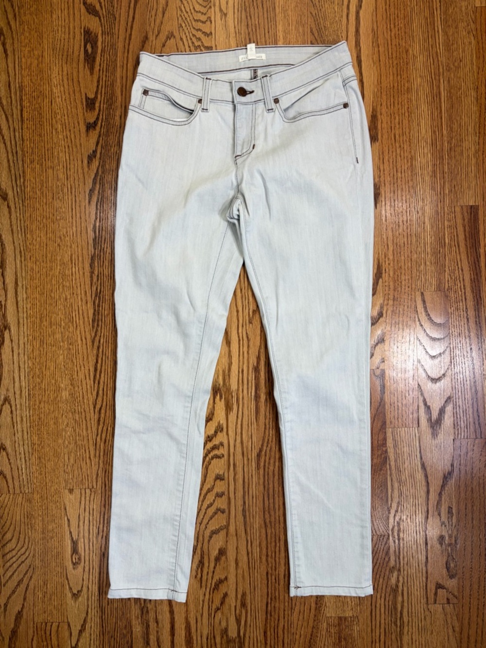 Eileen Fisher Light Grey Wash Skinny Jeans